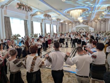 Frumusețea costumelor populare a strălucit la Balul Gospodarilor din comuna Șcheia