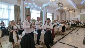 Frumusețea costumelor populare a strălucit la Balul Gospodarilor din comuna Șcheia