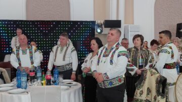Frumusețea costumelor populare a strălucit la Balul Gospodarilor din comuna Șcheia