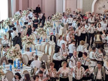 Frumusețea costumelor populare a strălucit la Balul Gospodarilor din comuna Șcheia