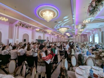 Frumusețea costumelor populare a strălucit la Balul Gospodarilor din comuna Șcheia