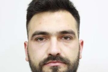 Un sucevean condamnat pentru infracțiuni rutiere și judecat pentru trafic de droguri a fost scăpat din mână de sistemul judiciar