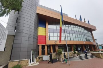Consilierii locali votează miercuri reorganizarea Primăriei Suceava: posturi vacante desființate și personal transferat