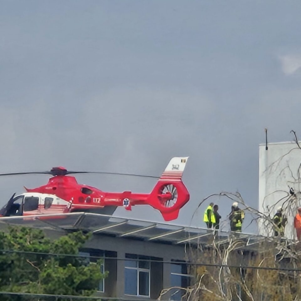 O fetiță născută în noaptea de Înviere și aproape 1.000 de prezentări terestre și pe cale aeriană la Urgențele Spitalului Clinic din Suceava O fetiță născută în noaptea de Înviere și aproape 1.000 de prezentări terestre și pe cale aeriană la Urgențele Spitalului Clinic din Suceava