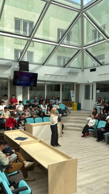 Peste 1.000 de liceeni suceveni au participat la ,,Maratonul pentru Educație Antreprenorială”