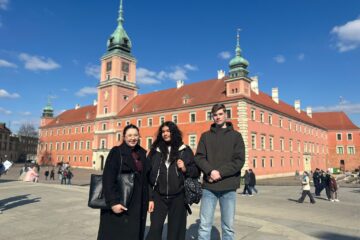 Trei elevi suceveni, la Varșovia, la Internaționala de Polonă