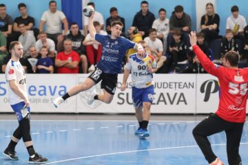 Victorie spectaculoasă a handbaliștilor suceveni împotriva echipei de pe locul 2 - Foto Marius Gabor