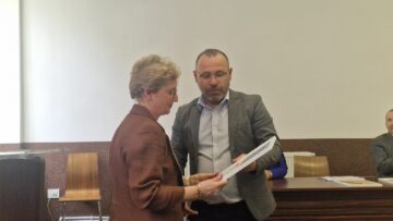 Directoarea Tatiana Hladiuc, de la Colegiul Alimentar, sărbătorită la final de carieră, chiar de ziua sa