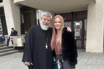 ,,Sfătuire, sfătuire. Nu luați decizii fără sfătuire. Sfătuirea este esențială”- un dialog cu părintele Vasile Ioana