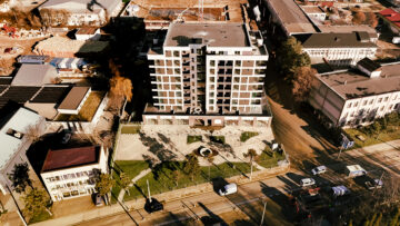 Mergi la fosta fabrică de sticlă din Suceava pentru a vedea un model de apartament la show-room-ul dezvoltatorului Ucasy Homes