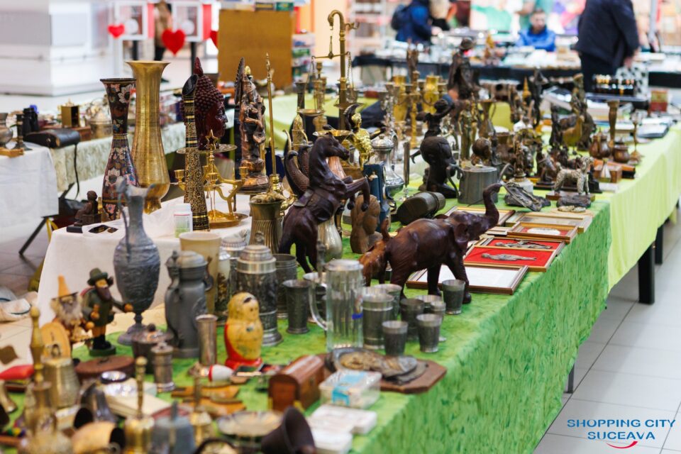 Comorile trecutului, la Târgul de Artă și Antichități de la Shopping City Suceava