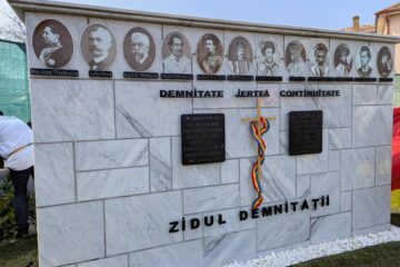 În comuna Bosanci a fost dezvelit „Zidul Demnității”, un simbol al valorilor morale, al credinței și al identității naționale