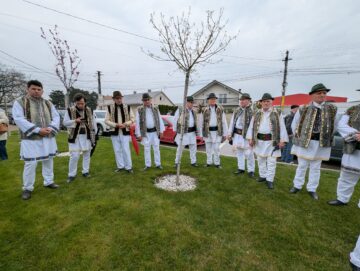În comuna Bosanci a fost dezvelit „Zidul Demnității”, un simbol al valorilor morale, al credinței și al identității naționale