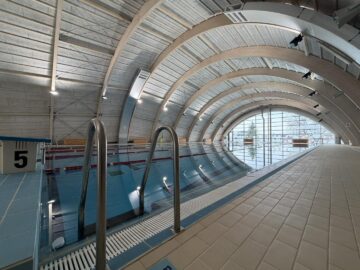 Bazinul de înot din Rădăuți ș-a redeschis și va beneficia și de o saună și un jacuzzi de ultimă generație