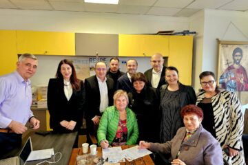 Mai mulți suceveni s-au înscris în AUR de Ziua Porților Deschise organizată de acest partid