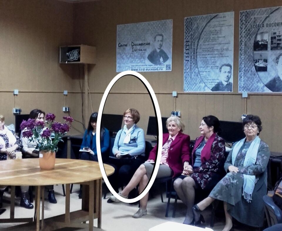 Elena Chideșa, în chenar