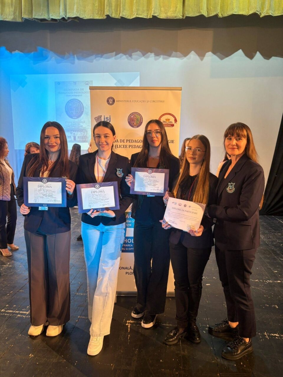 Eleve ale Colegiului „Eminescu”, premiate la Olimpiada de pedagogie – psihologie