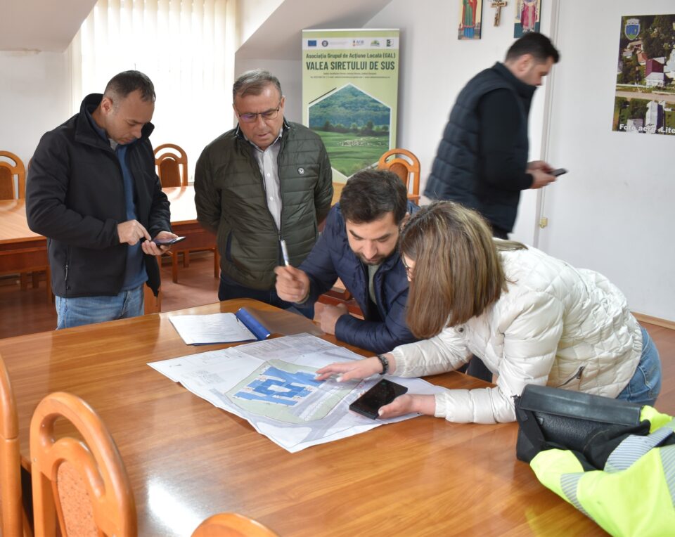 În Liteni încep lucrările la prima creșă din acest oraș, o investiție de 11 milioane de lei pentru sprijinirea familiilor tinere