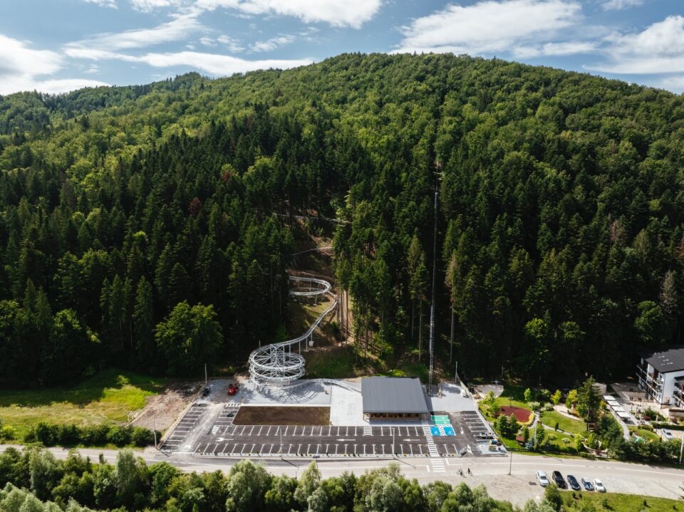 Atracțiile din Complexul de Agrement Ariniș au dus Gura Humorului în finala Destinația Anului 2026 la categoria „Joacă și Adrenalină”