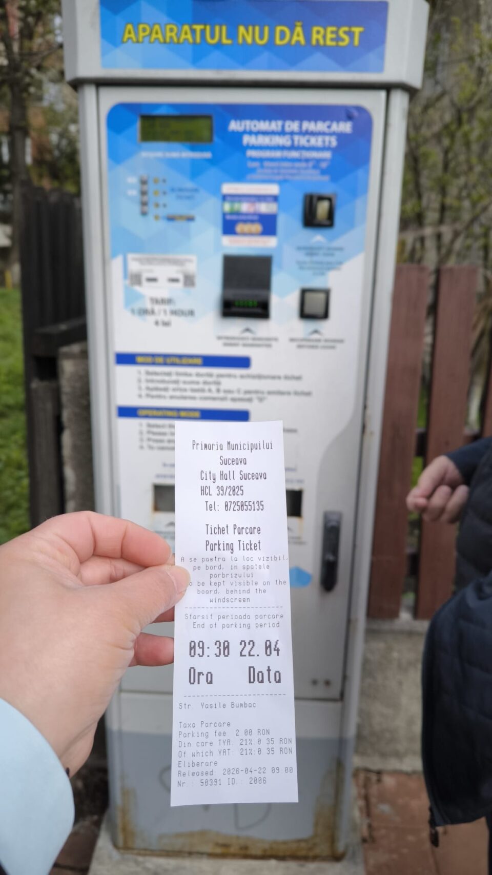 Vasile Rîmbu anunță parcometre ultramoderne în Suceava, după ce o localnică a reclamat că aparatele actuale „fură” la timpul de staționare