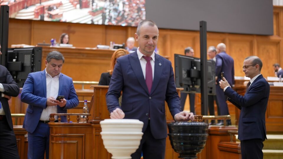 Deputatul POT de Suzceava, Valentin Răducea