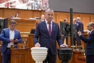 Deputatul POT de Suzceava, Valentin Răducea