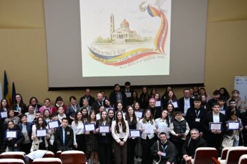 Doi elevi suceveni au fost recompensați cu Premiul I la Olimpiada de Religie, cultul Romano-Catolic
