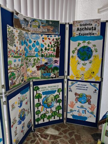 Expoziția „Ziua Pământului – Artă din reciclare” a preșcolarilor de la „Așchiuță”
