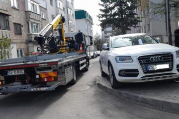 Acțiune de ridicare a mașinilor parcate pe trotuare, în cartierul Zamca