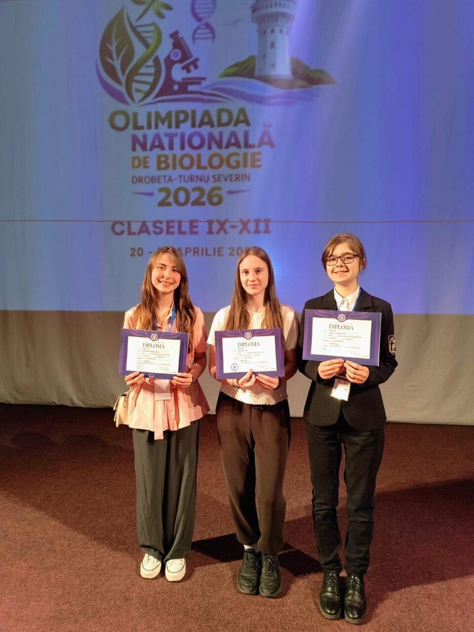 Premiul I și calificări în lotul național pentru elevii din Suceava, la Olimpiada de biologie