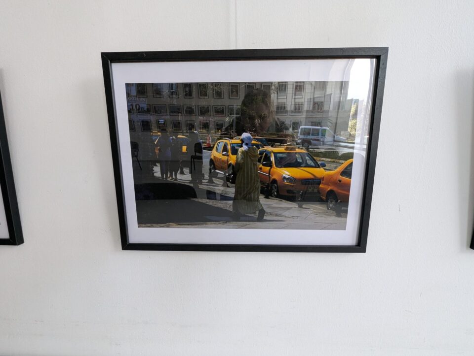 Delia Leizeriuc: „Cei doi artiști construiesc un demers artistic în care fotografia devine act de gândire, nu doar de reprezentare”