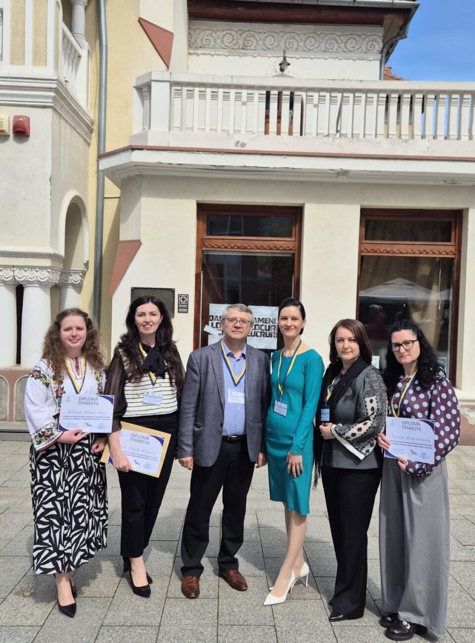 Elevii suceveni, rezultate bune la Naționala de Limba Ucraineană: premii numeroase și o notă de 10