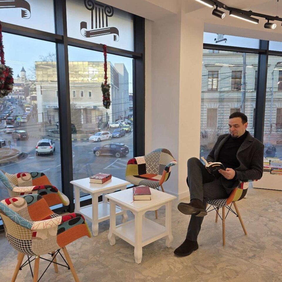 Volumul „Descătuşările unui centaur sau anexele unui jurnal regăsit” de Sergiu Crăciun va fi lansat la restaurantul Zamca