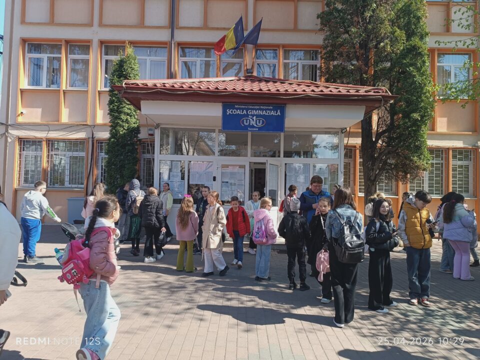 CREATIVIS – Concurs de performanță școlară la limba și literatura română, la Școala nr 1. Peste 500 de competitori de la 69 de școli