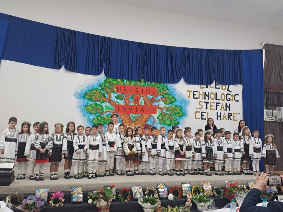 Simpozionul Internațional „Armonie prin joc și cânt, port și cuvânt”, la ediția a XIV-a