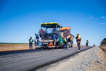 Gheorghe Șoldan anunță începerea asfaltării noului drum de legătură spre Aeroportul Suceava