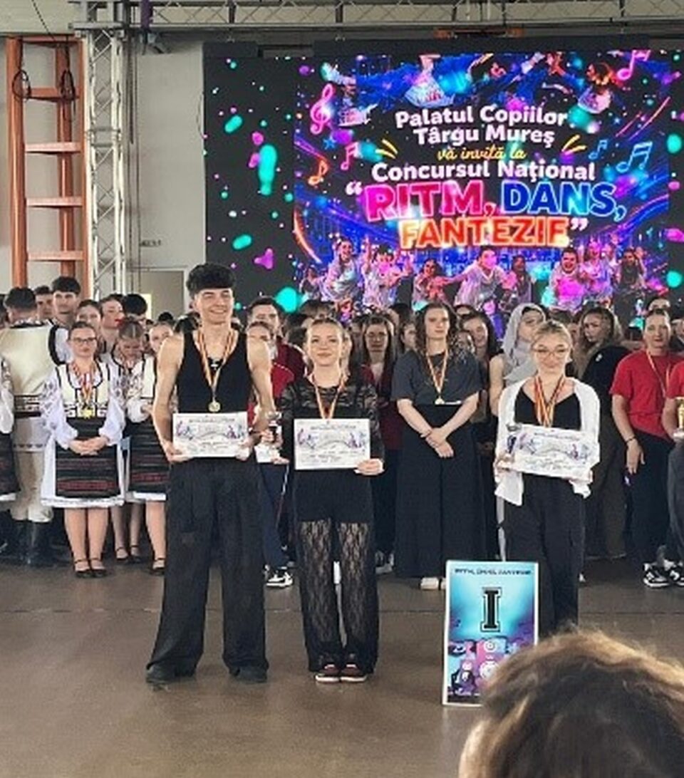 Formațiile de dans „Adalis” ale Palatului Copiilor Suceava, din nou pe podium la concursuri naționale
