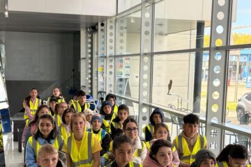 „Povestea înghețatei”, descoperită de 25 de copii aflați în plasament, care au vizitat „Betty Ice”