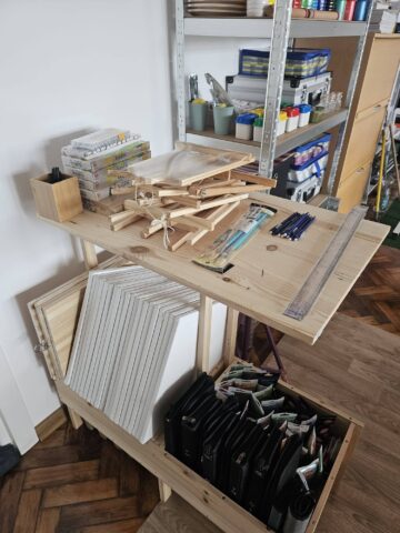 Activitățile Cercului de Arte Vizuale din cadrul Centrului pentru Tineret „Ecclesia 77” Ițcani, reluate în „Atelier 25”