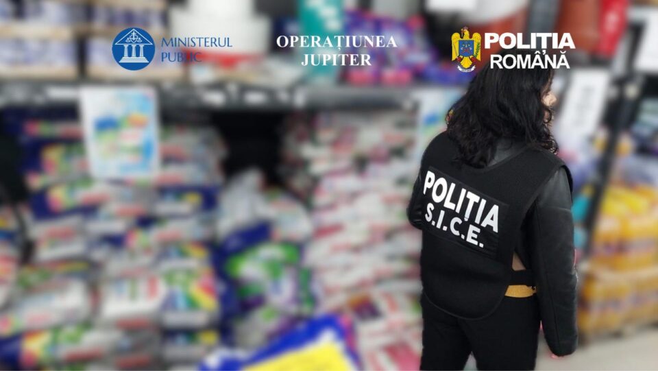 Polițiștii suceveni au confiscat 10 tone de detergent și peste 1.000 de articole de îmbrăcăminte și jucării