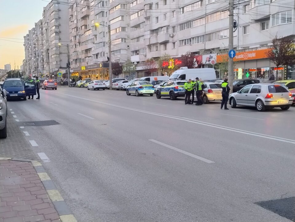 Razie cu toți polițiștii disponibili, pe două străzi cu risc ridicat de accidente din Suceava