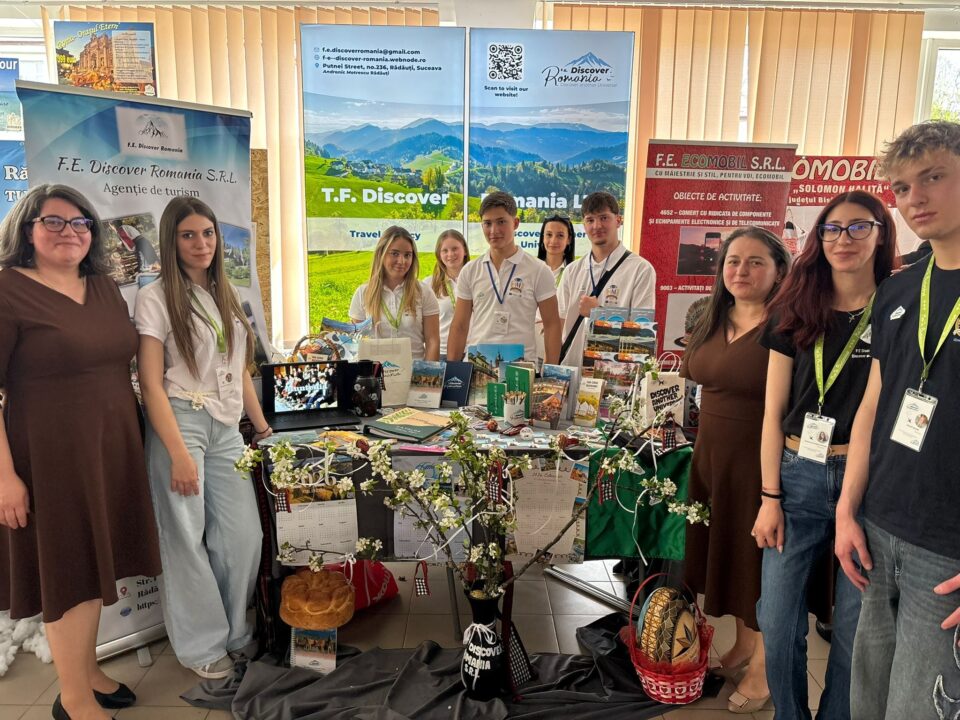 Rezultate de top pentru elevii antreprenori din Rădăuți