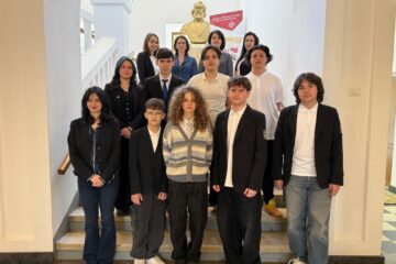 Elevii și-au pus la încercare creativitatea și exprimarea liberă în limba engleză la Concursul Speak Out