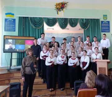 Delegație de la „Mihai Eminescu”, prezentă la conferința „Primele încercări de cercetare: căutări, rezultate, perspective”, la Cernăuți