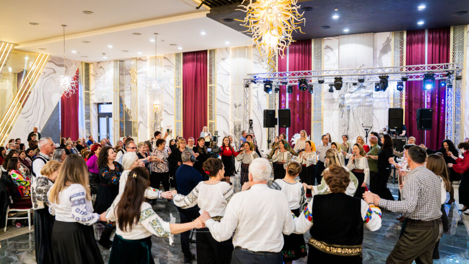 „Sărbătoarea faptelor bune” – Concert caritabil pentru construirea unei case mistuite de flăcări