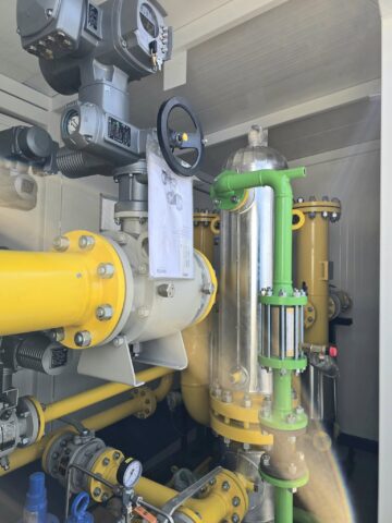 Primarul Gheorghe Fron anunță finalizarea stației de reglare-măsurare pentru noua rețea de gaze naturale din Cornu Luncii și Rădășeni