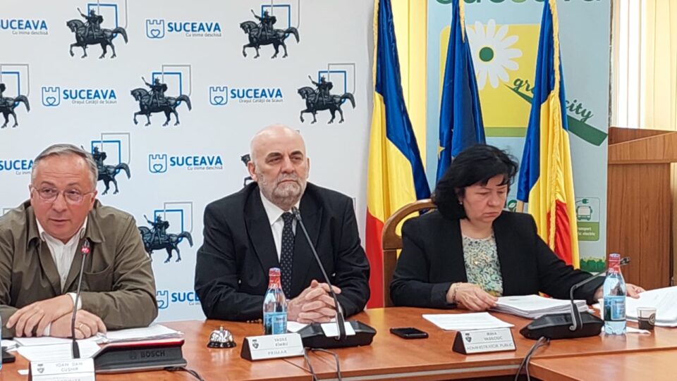 Primăria Suceava a solicitat Prefecturii retragerea plângerii împotriva regulamentului de parcări