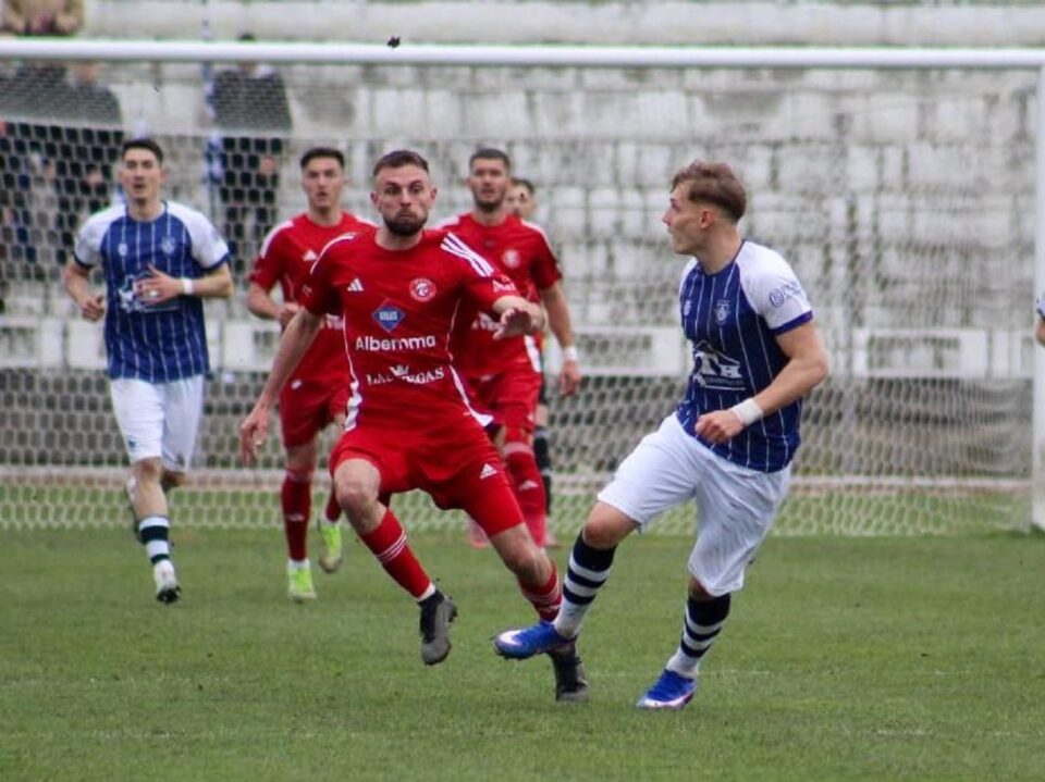 Continuă duelul de la distanță dintre Cetatea și Șoimii