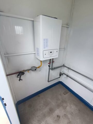 Primarul Gheorghe Fron anunță finalizarea stației de reglare-măsurare pentru noua rețea de gaze naturale din Cornu Luncii și Rădășeni