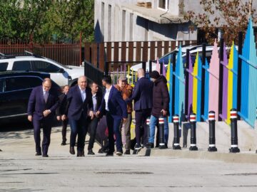Lucrările la creșa modernă, de 110 locuri, care va fi dată în folosință în toamnă în Burdujeni, recepționate de premierul Ilie Bolojan